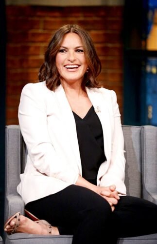 Mariska Hargitay Feet Toes And Soles 354