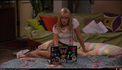 Beth Behrs Feet Toes And Soles 7