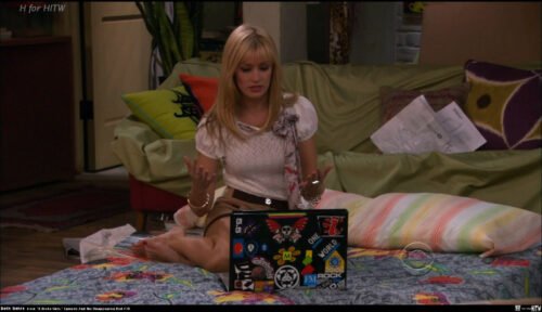 Beth Behrs Feet Toes And Soles 9