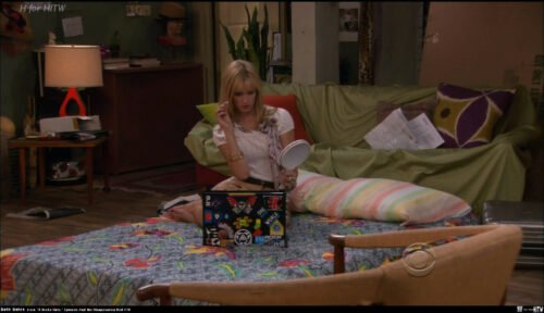 Beth Behrs Feet Toes And Soles 11