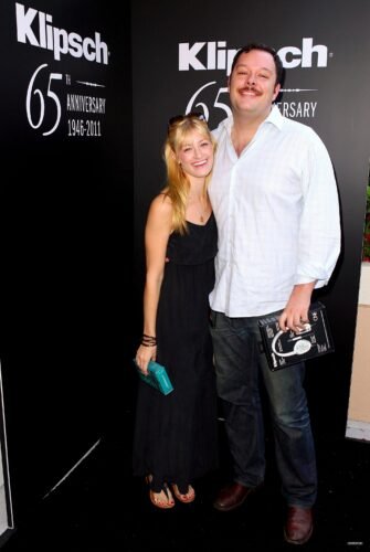 Beth Behrs Feet Toes And Soles 17