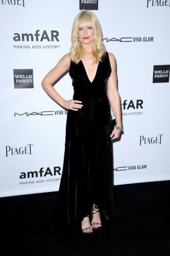 Beth Behrs Feet Toes And Soles 39