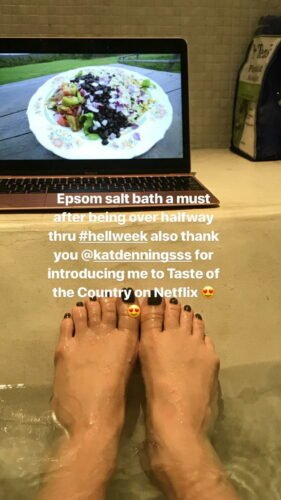 Beth Behrs Feet Toes And Soles 393