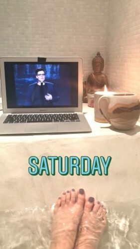 Beth Behrs Feet Toes And Soles 410