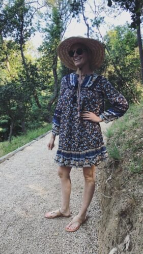 Beth Behrs Feet Toes And Soles 418