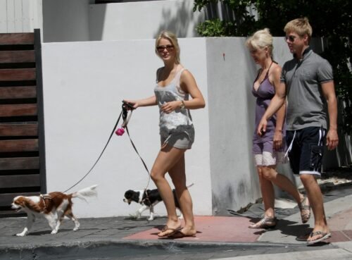 Julianne Hough Feet Toes And Soles 286