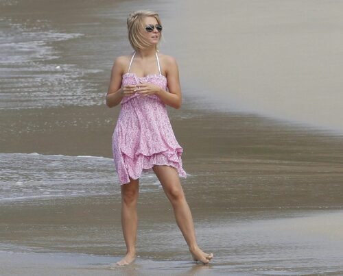 Julianne Hough Feet Toes And Soles 631