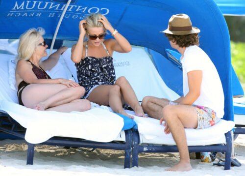 Julianne Hough Feet Toes And Soles 695