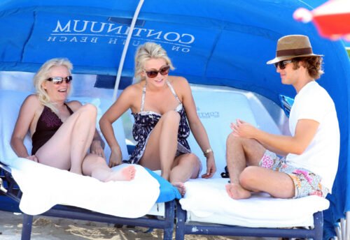 Julianne Hough Feet Toes And Soles 696