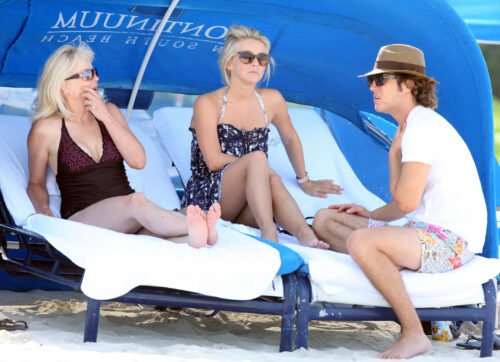 Julianne Hough Feet Toes And Soles 697