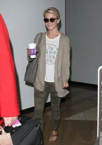 Julianne Hough Feet Toes And Soles 712