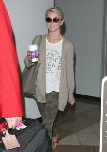 Julianne Hough Feet Toes And Soles 713