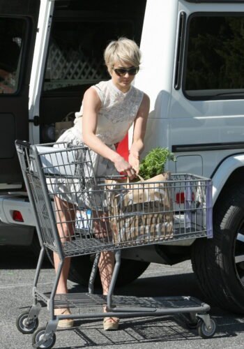 Julianne Hough Feet Toes And Soles 830