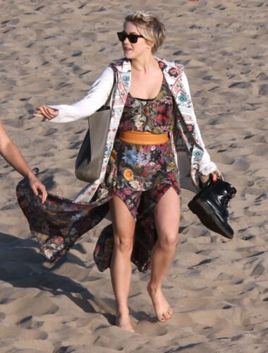 Julianne Hough Feet Toes And Soles 849