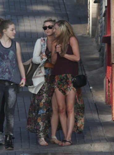 Julianne Hough Feet Toes And Soles 859