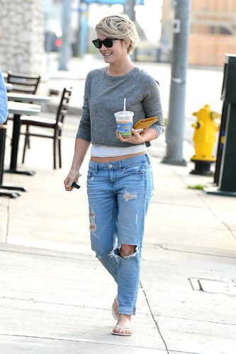 Julianne Hough Feet Toes And Soles 868