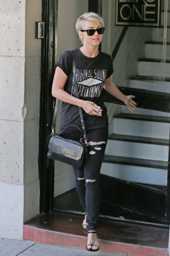 Julianne Hough Feet Toes And Soles 874