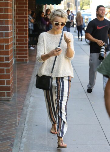 Julianne Hough Feet Toes And Soles 904