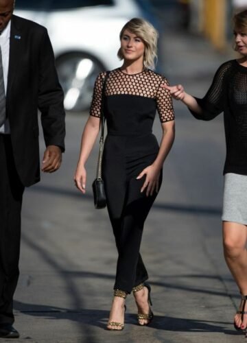 Julianne Hough Feet Toes And Soles 971