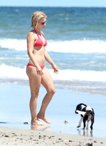 Julianne Hough Feet Toes And Soles 1050