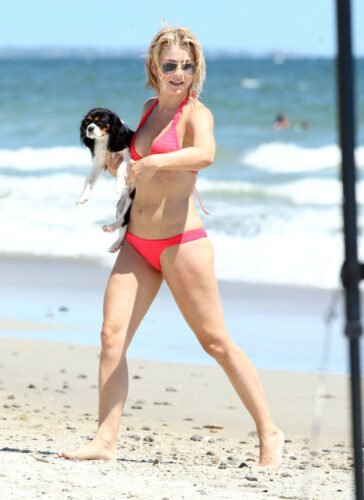 Julianne Hough Feet Toes And Soles 1053