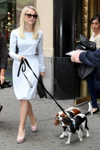 Julianne Hough Feet Toes And Soles 1097