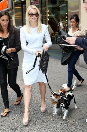 Julianne Hough Feet Toes And Soles 1100