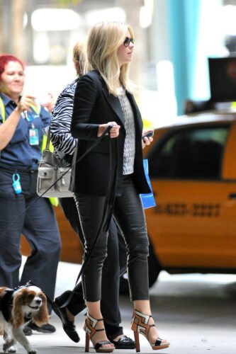 Julianne Hough Feet Toes And Soles 1126