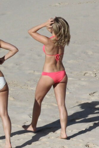 Julianne Hough Feet Toes And Soles 1216