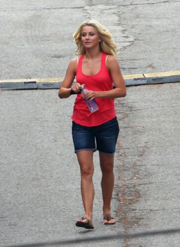 Julianne Hough Feet Toes And Soles 1260