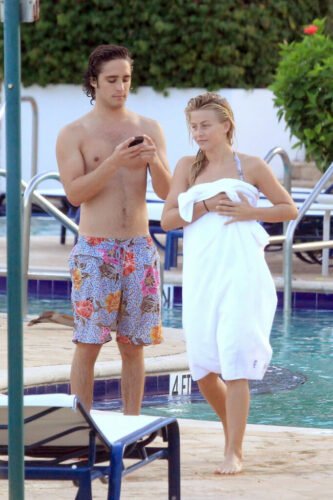 Julianne Hough Feet Toes And Soles 1268