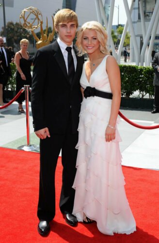 Julianne Hough Feet Toes And Soles 1313