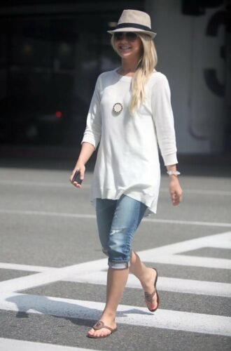 Julianne Hough Feet Toes And Soles 1396