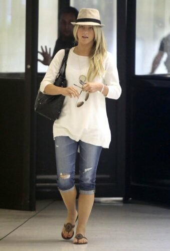 Julianne Hough Feet Toes And Soles 1410