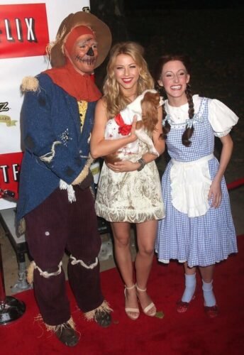 Julianne Hough Feet Toes And Soles 1472