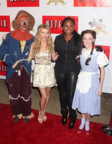 Julianne Hough Feet Toes And Soles 1481