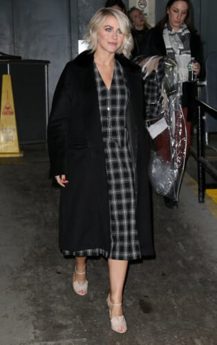 Julianne Hough Feet Toes And Soles 1519