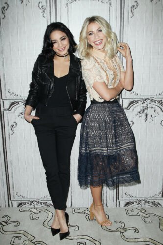 Julianne Hough Feet Toes And Soles 1657