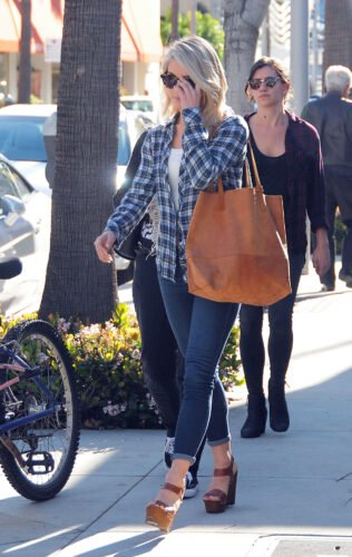 Julianne Hough Feet Toes And Soles 1681