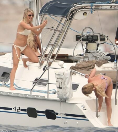 Julianne Hough Feet Toes And Soles 1689