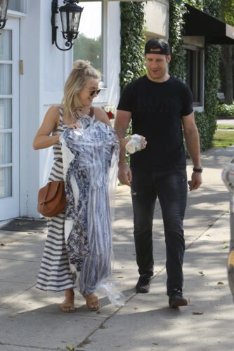 Julianne Hough Feet Toes And Soles 1717