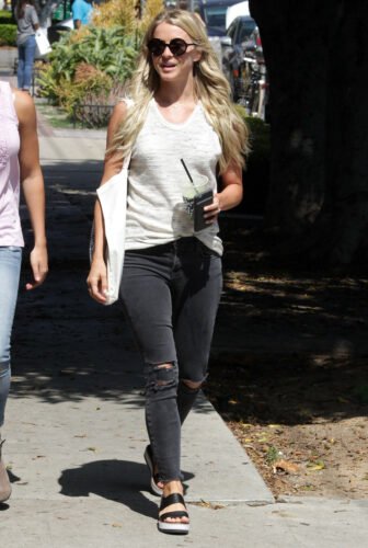 Julianne Hough Feet Toes And Soles 1783