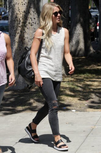 Julianne Hough Feet Toes And Soles 1787