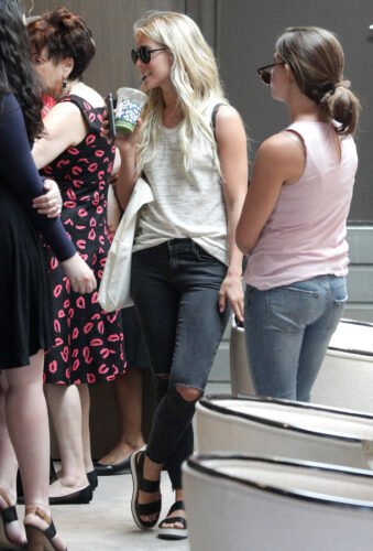 Julianne Hough Feet Toes And Soles 1788