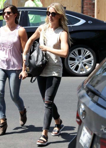 Julianne Hough Feet Toes And Soles 1789