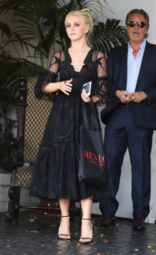 Julianne Hough Feet Toes And Soles 1904