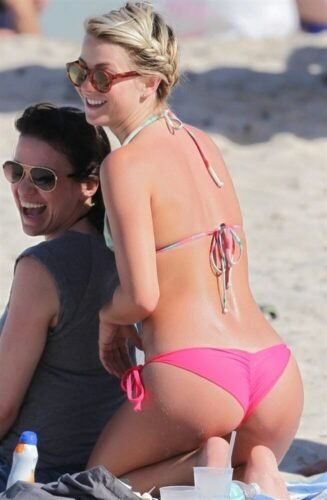 Julianne Hough Feet Toes And Soles 1915