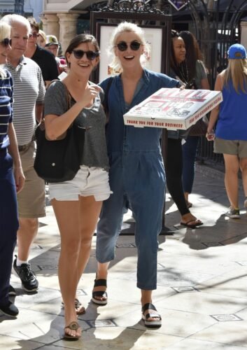 Julianne Hough Feet Toes And Soles 1922