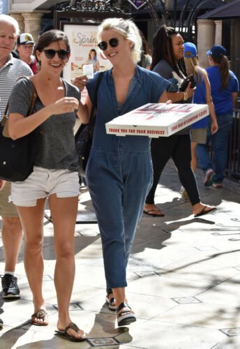 Julianne Hough Feet Toes And Soles 1925