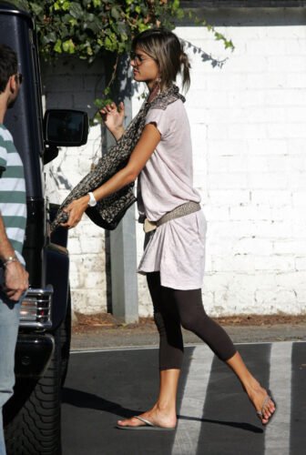 Alessandra Ambrosio Feet Toes And Soles 285